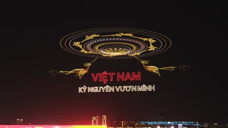 DAMODA Powers Vietnam's Guinness Record with 10,000 Drone Light Show