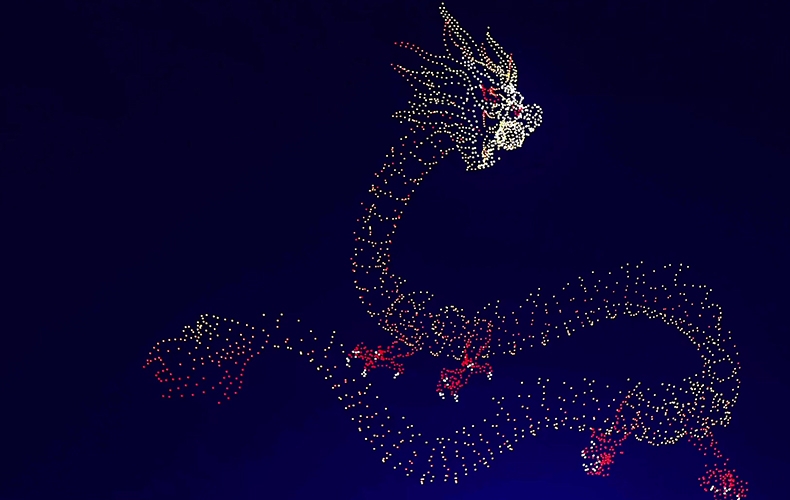 Abu Dhabi Drone Light Show Glows Bright with DAMODA Tech