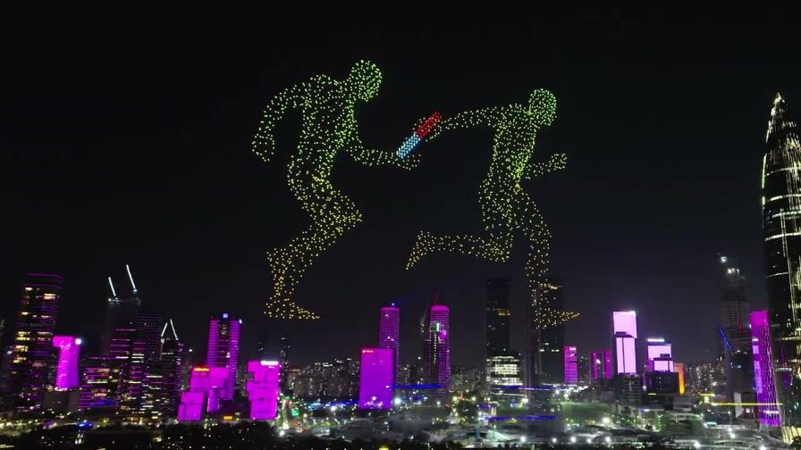 Create Wow Moments: DAMODA Light Show With Drones